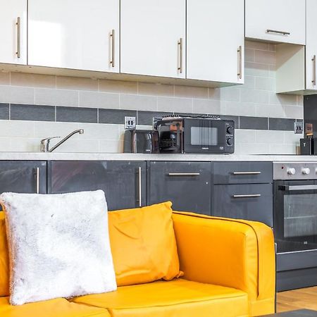 Spacious City Centre Apartment - Sleeps 8 Liverpool Exterior photo