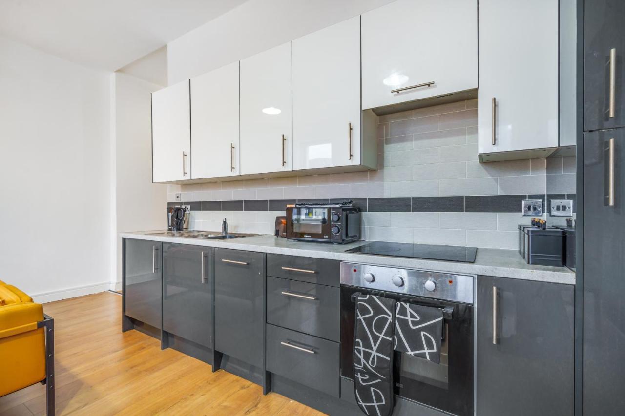 Spacious City Centre Apartment - Sleeps 8 Liverpool Exterior photo
